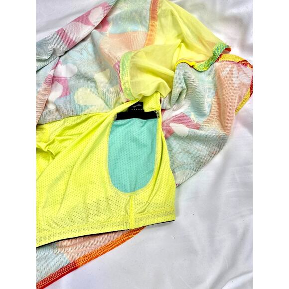 Brooks Women's D'Lite Mesh Flower Check Skort with inside pocket XS - Picture 7 of 9